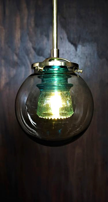 Glass insulator light